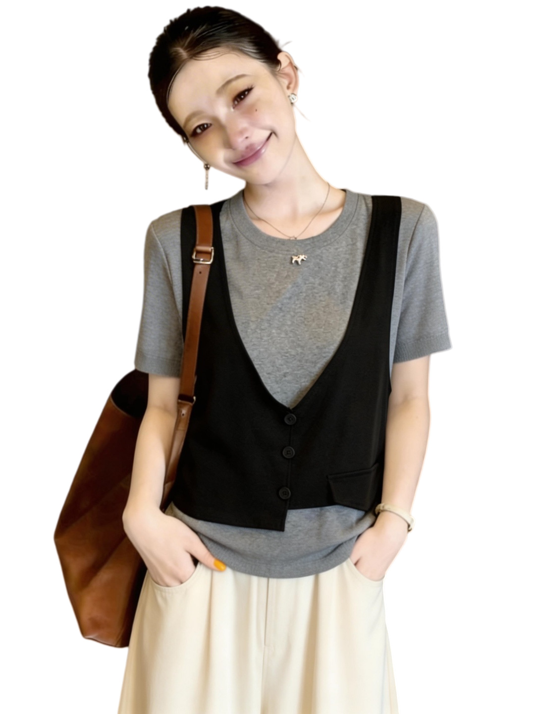 Áo thun nữ tay ngắn phối giả hai lớp cổ tròn, dáng suông thanh lịch — màu đen