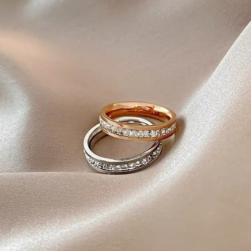 Fashion Round Titanium Steel Inlay Zircon Rings 1 Piece