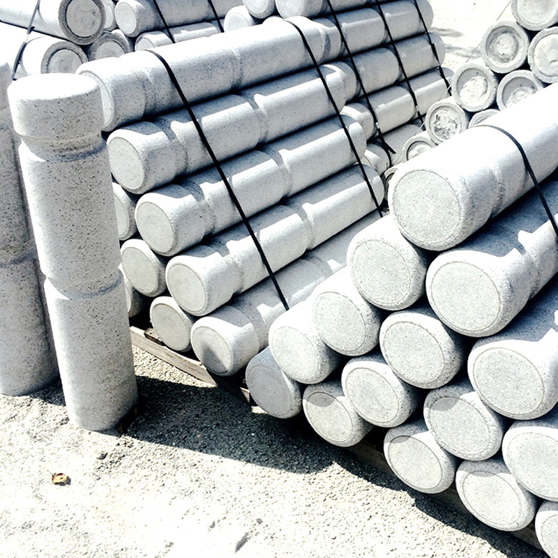 厂家供货芝麻灰止车柱止车石 混凝土仿石圆柱路障 挡车柱石柱批发