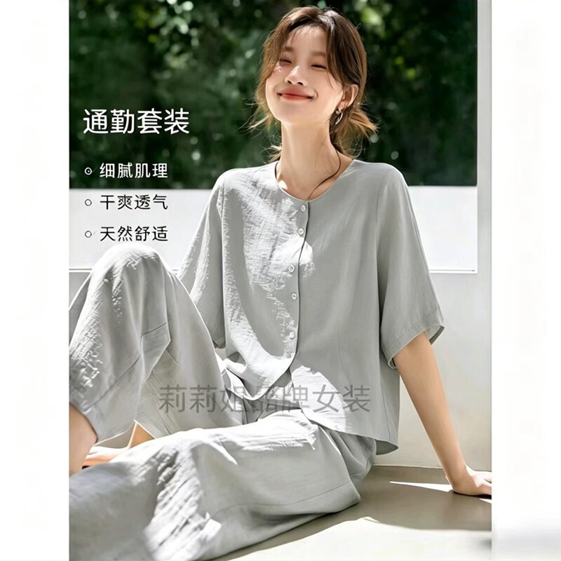 Lightweight Commuting Relaxed Style Short-Sleeve Round-Neck Shirt and Long Pants Two-Piece Set New Casual Top and Versatile Pants Set for Women Lightweight Commuting Relaxed Style Short-Sleeve Round-Neck Shirt and Long Pants Two-Piece Set New Casual Top and Versatile Pants Set for Women