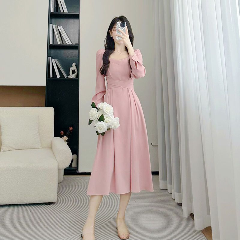 Spring Long-Sleeved Square-Neck Dress for Women, Slimming Look, Classy Formal Occasion, Waist-Covering Mid-Length Skirt 6598