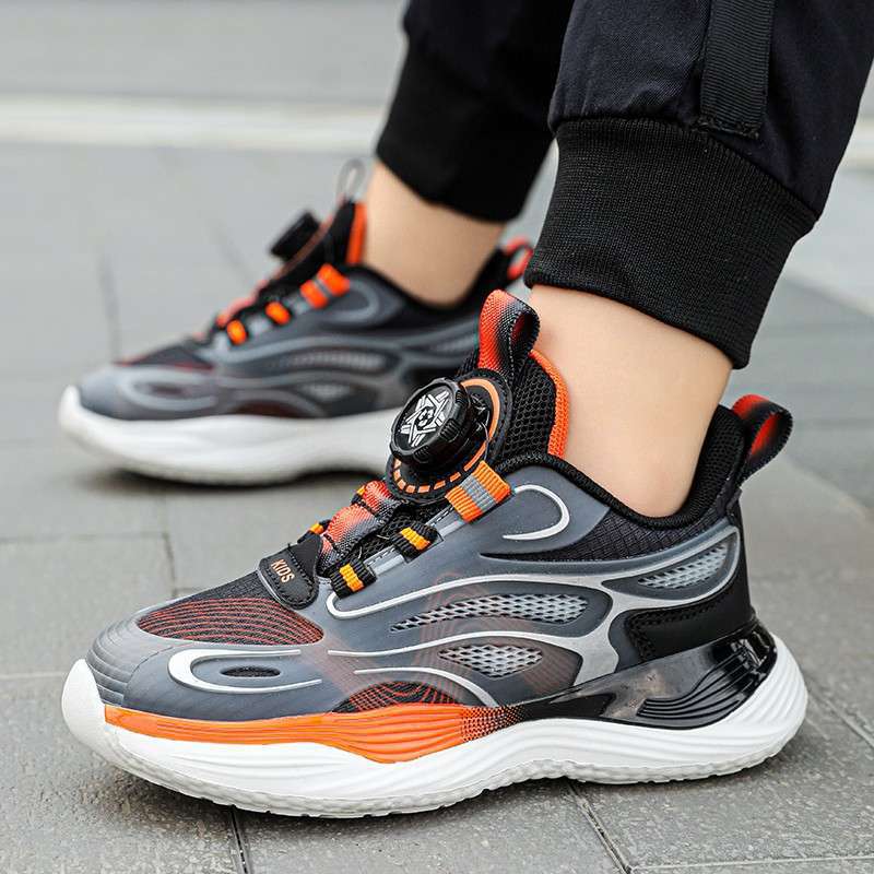 男童鞋子2024春秋新款兒童加絨跑步運動鞋中大童男孩旋轉扣籃球鞋