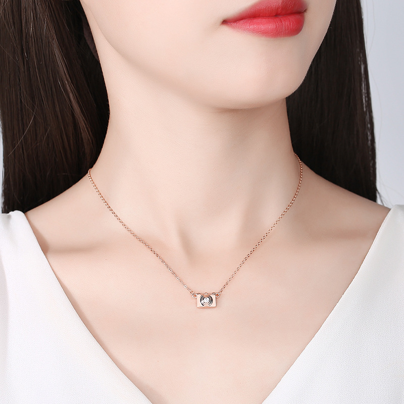 S925 collar de plata esterlina collar de la Cámara de las mujeres al por mayor de las mujeres en línea fotografía roja personalidad simple coreana creativa Cadena de clavícula