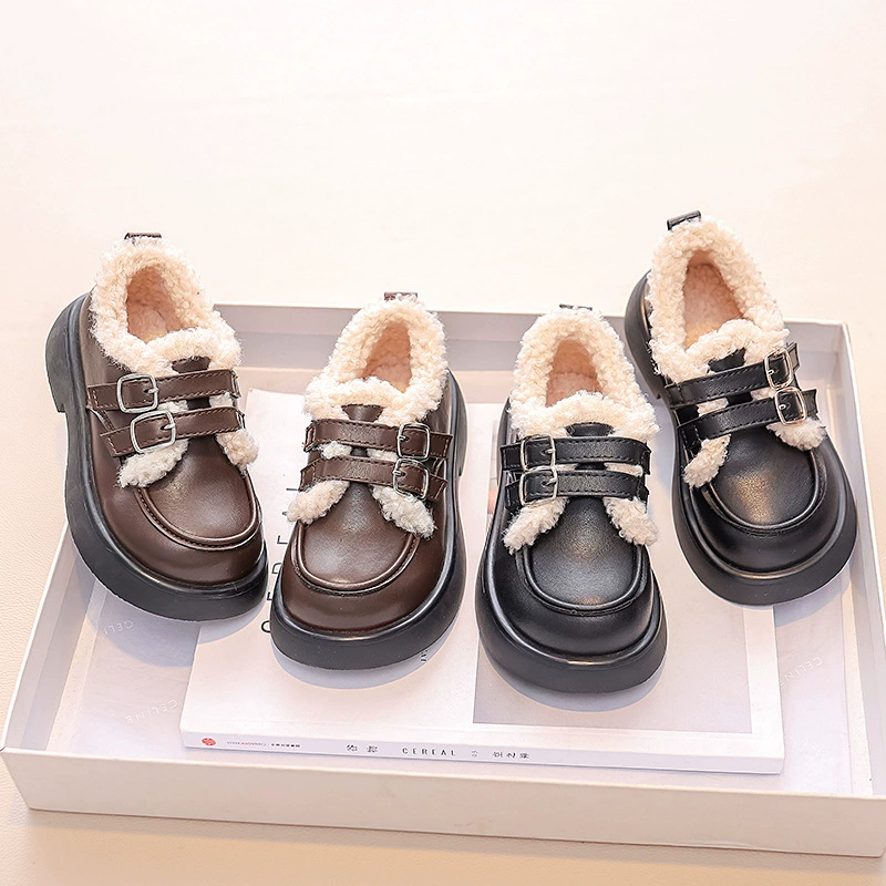 Дропшиппинг, короткие сапоги из натуральной кожи для девочек, новинка 2024, детская осенне-зимняя зимняя обувь на флисовой подкладке для девочек, хлопковая обувь на мягкой подошве
