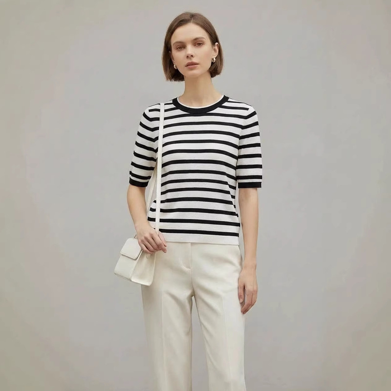 Xiaohe's Same Style Ultra-Fine Tencel Casual Striped Short-Sleeve Knit Top for Women, New Spring/Summer Round Neck Pullover
