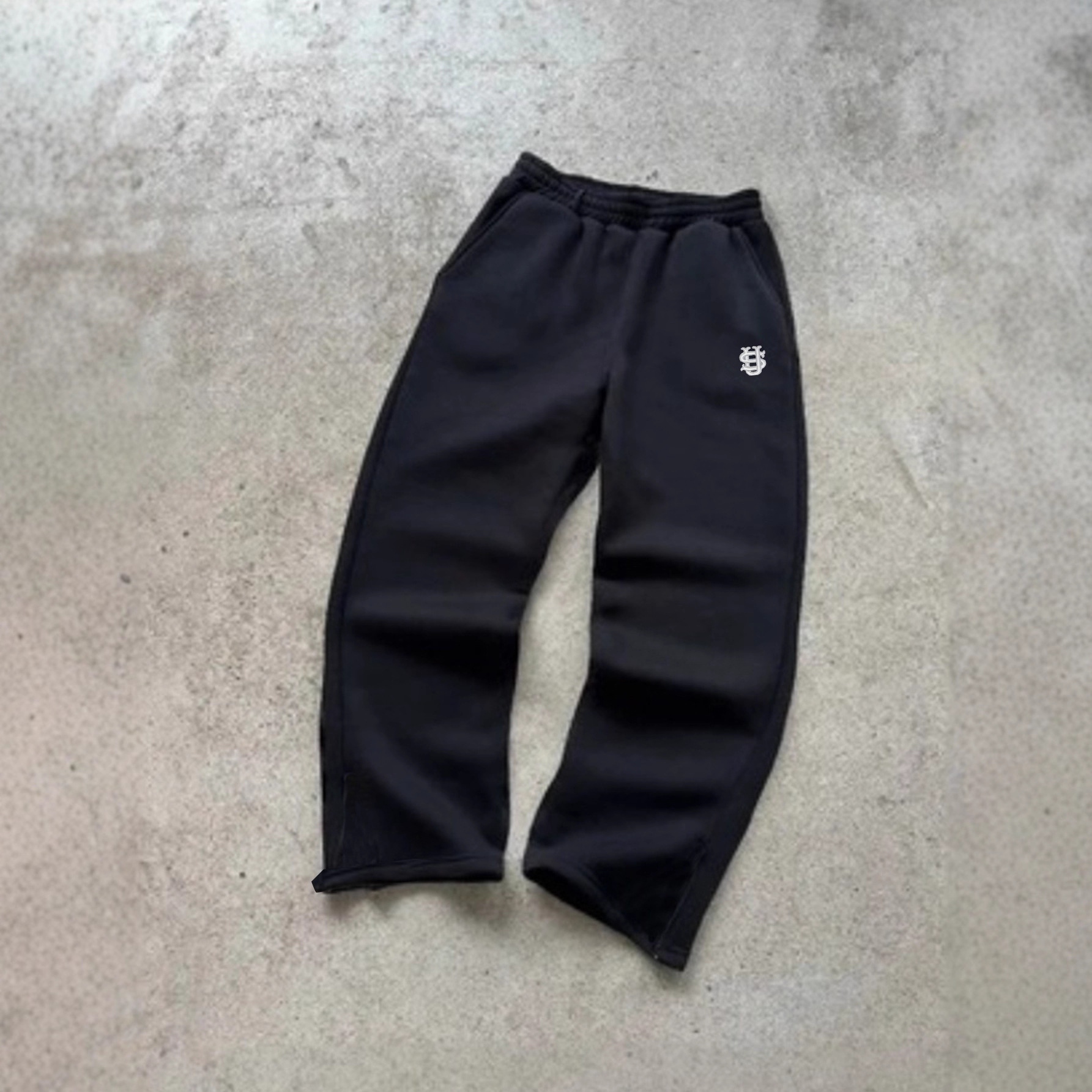 Roupa masculina outono/inverno: terno masculino moderno com capuz, bordado de letras e estampa a quente, estilo esportivo, casual e confortável._voghion.com