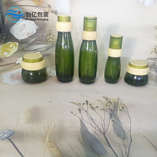 �F؛ͬ��ľ�y�w�ӻ��yƷ���bƿ��˪����ƿ40ml���A��Һ�~��ƿ