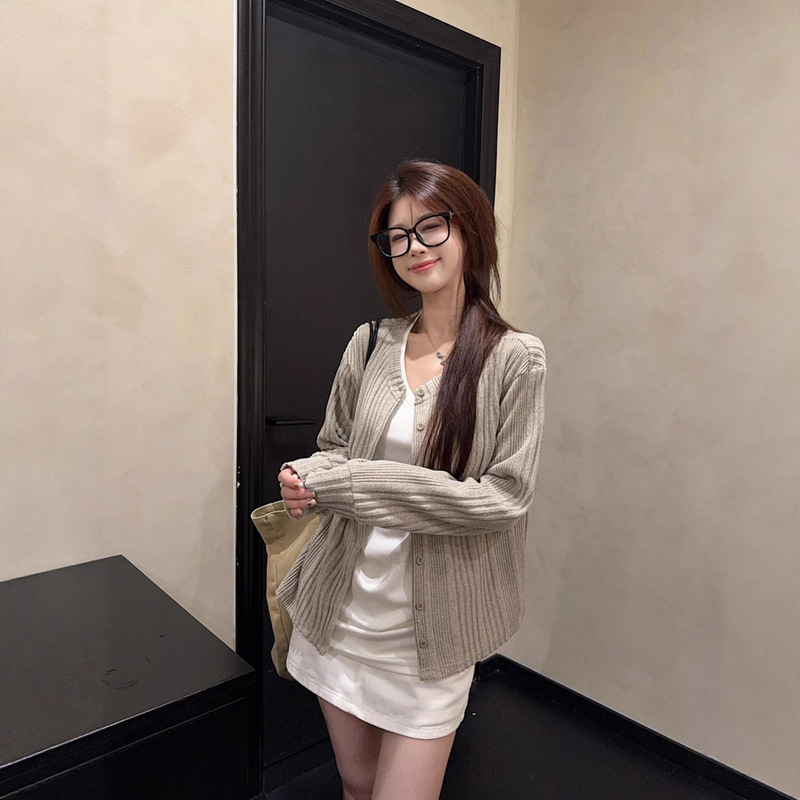 Korean Early Autumn Outfit Set White Short-Sleeved T-Shirt Women's Pit Long-Sleeved Knitted Cardigan Short Jacket Two-Piece Set