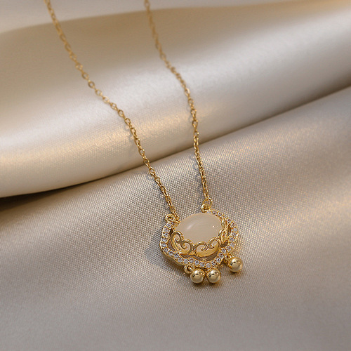 Cat's eye stone safety lock necklace women's ins cold style light luxury Internet celebrity clavicle chain titanium steel necklace