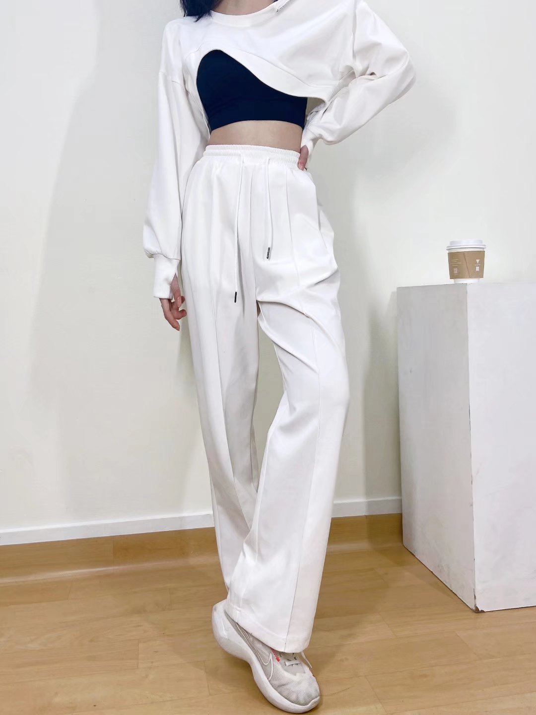 白色 (7).jpg