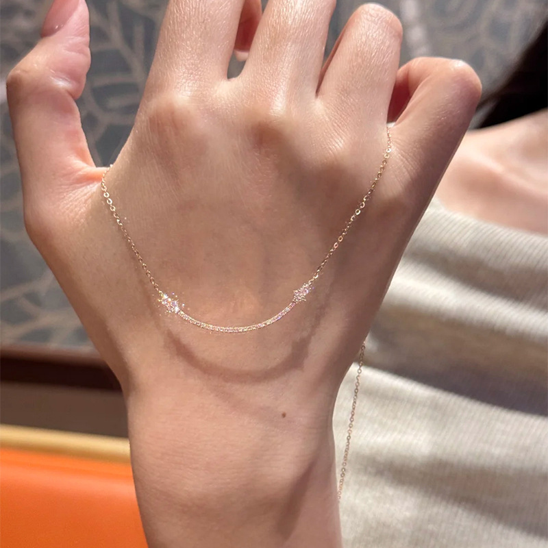 Red Riding Book Explosions Rose Gold Geometry Full Diamond Delicate Clavicle Chain Women's Advanced Light Luxury Necklace