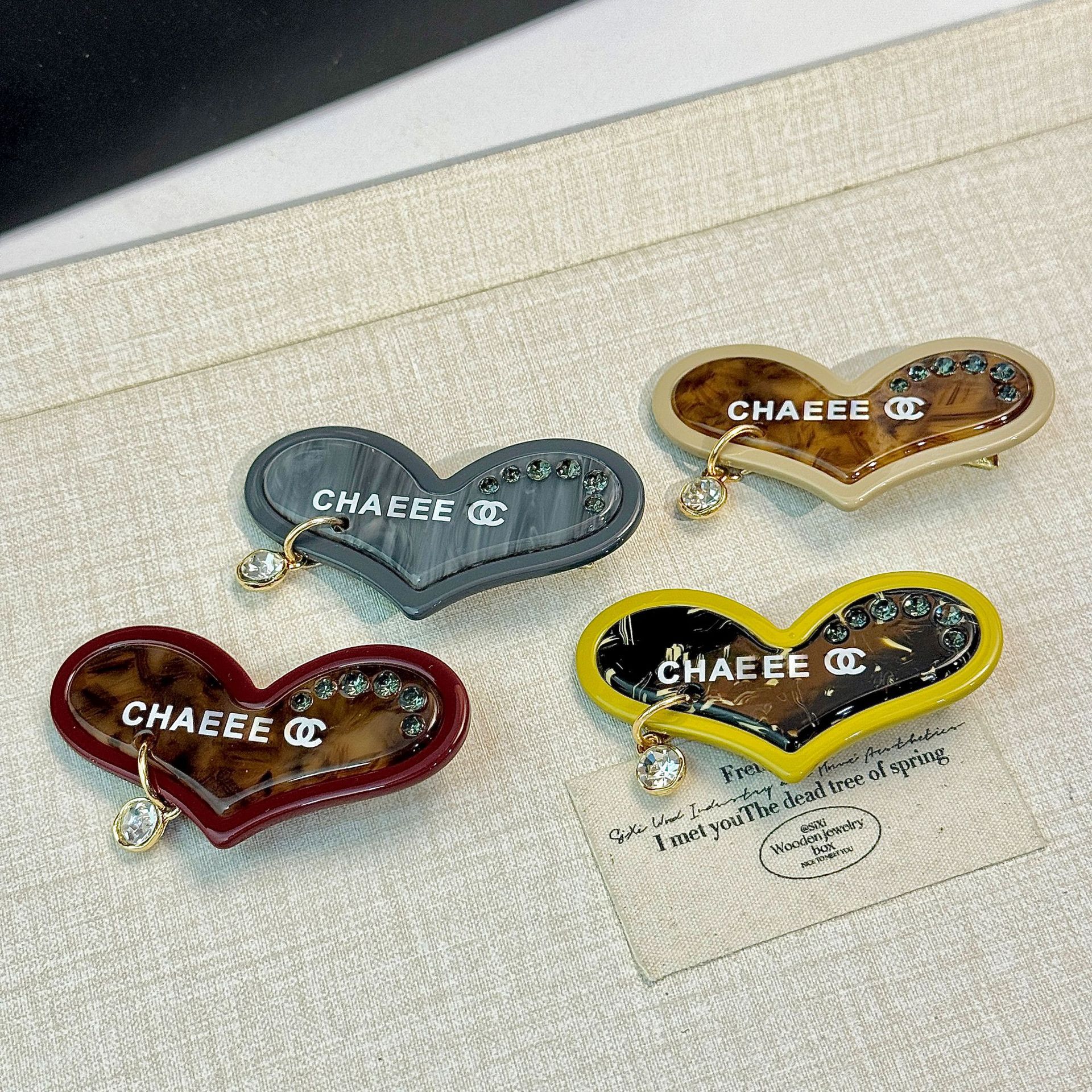 Xiangjia Sweet Girl Heart Hair Accessories Korean Dongdaemun High-End Niche Stylish Pendant Acetate Hairpin New Style