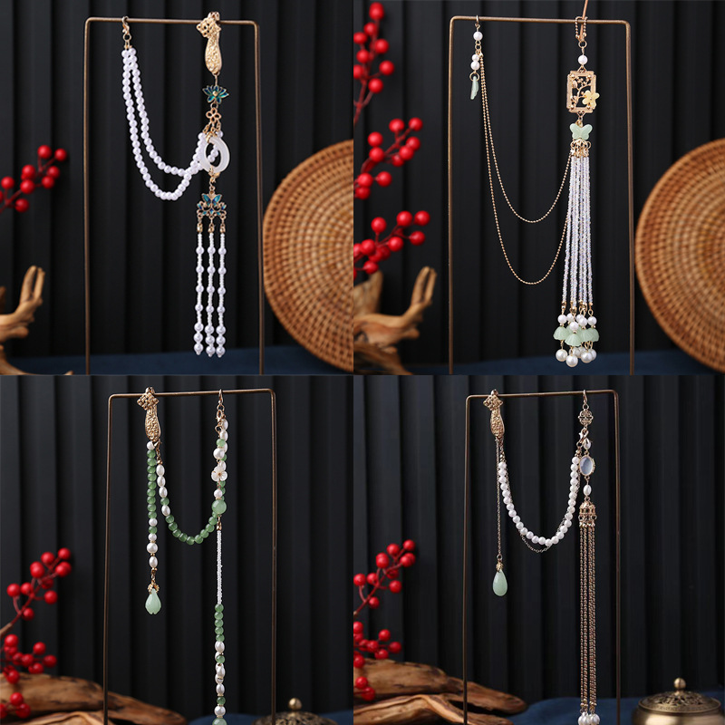 Chinese-style cheongsam national tide pressure lapel elegant pendant Hanfu tea clothing brooch tassel vintage pendant antique classical jewelry