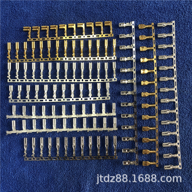 5b63b76f13765c7e7e4570e4f5b4e3