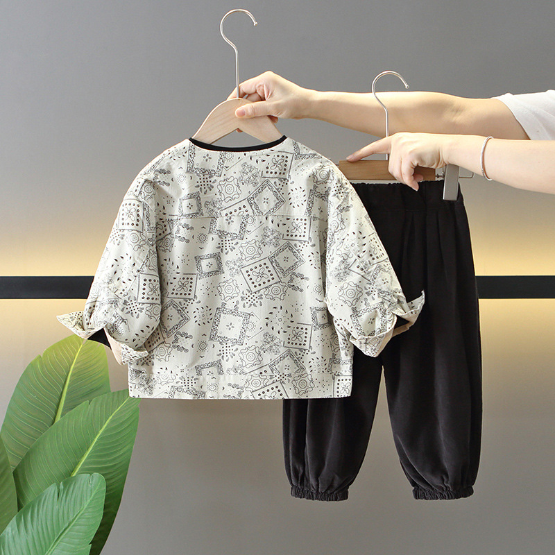 6143 Traje de otoño para niños 2025 Nuevo estilo Primavera y otoño para niños Chaquetas de camisa de niño guapo Traje de tres piezas para bebés