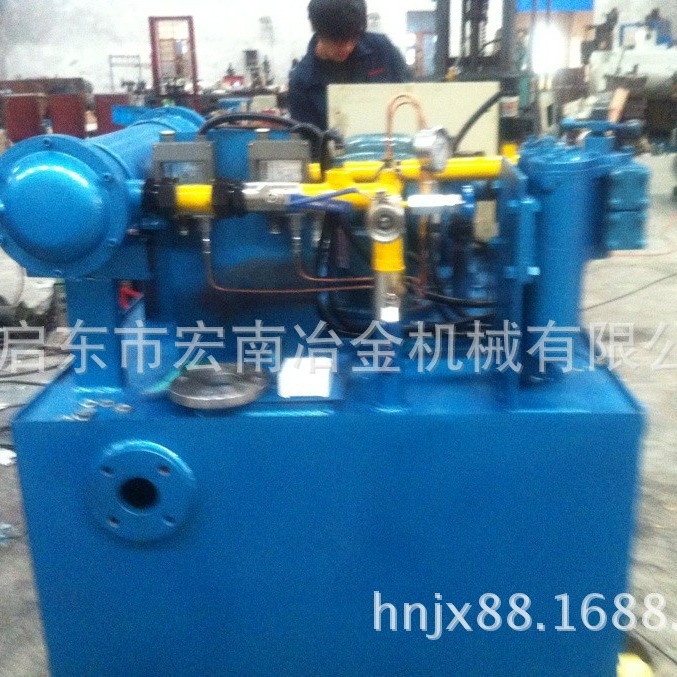 GXYZ-A2.5/125型高(低)压稀油站,稀油润滑站。