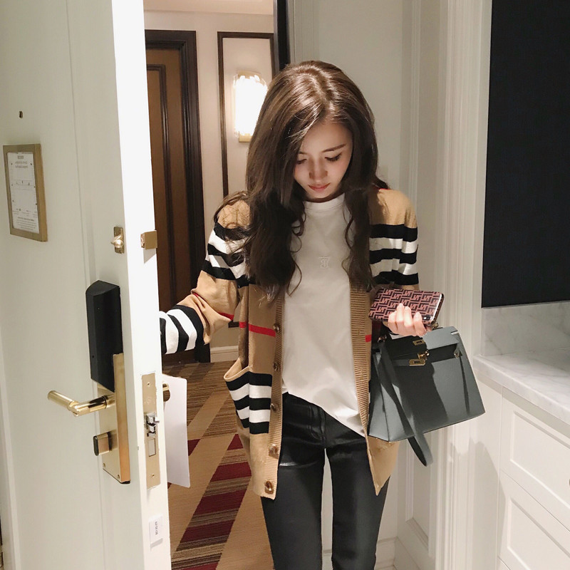 2021 spring clothes new pattern Cashmere Cardigan Easy Show thin V-neck sweater coat Korean Edition Color matching Versatile Sweater