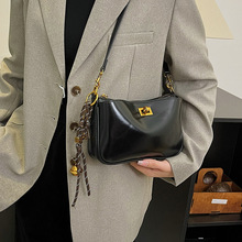 �����¿�Ůʿб���Ů���P��������p�ݕr�аٴ�ŮʿҸ�°��μ��