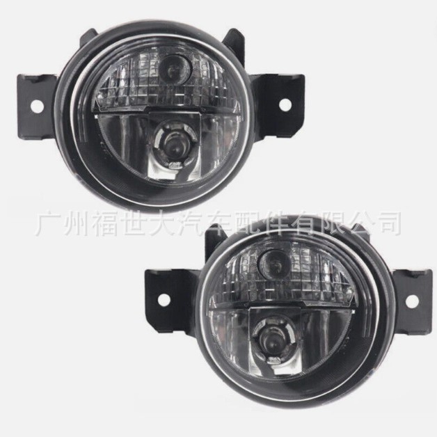 Aplicable a 16 - 18 Nissan Skylight Lámpara de niebla delantera 26155-1HA0A / 26150-1HA0A