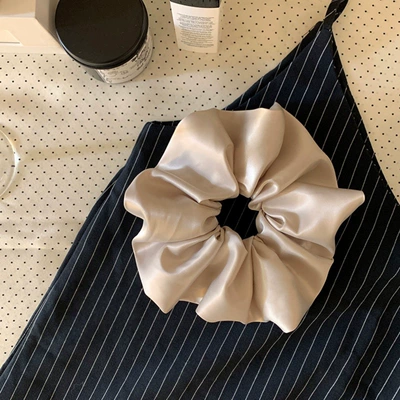 Saç üçün rezinlər Color-Toned Scrunchies for Hair - high-end-satin-circle-mi-xing