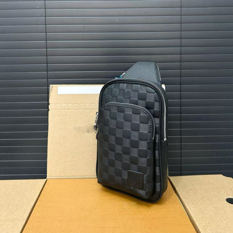 新しいメンズチェストバッグクラシックチェック柄バッグショルダーバッグメッセンジャーバッグファッションチェストバッグトレンドメンズバッグ大容量チェストバッグ|undefined