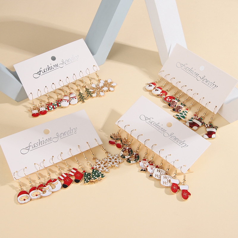 Fashion Christmas Tree Santa Claus Christmas Socks Alloy Enamel Womenu0027S Drop Earrings 1 Set