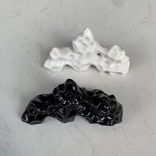 Ceramic Pen Holder White Porcelain Pen Holder Taihu Stone Shape Bike Holder Mountain Crafts Small Ornaments for Brush Decorations