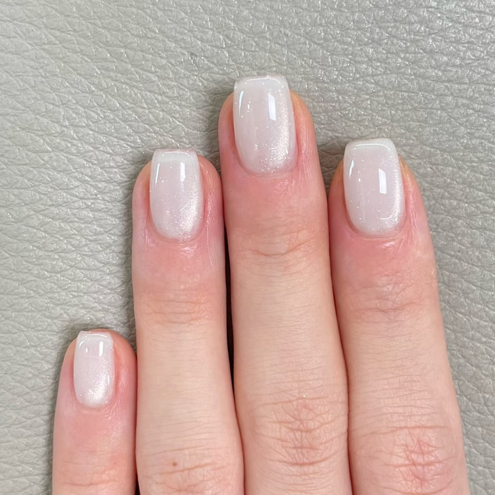 Hot sale dulce y suave atmósfera de manicura plateada brillante transparente corta 10 piezas de parche de uñas de ojo de gato decodificado image 1