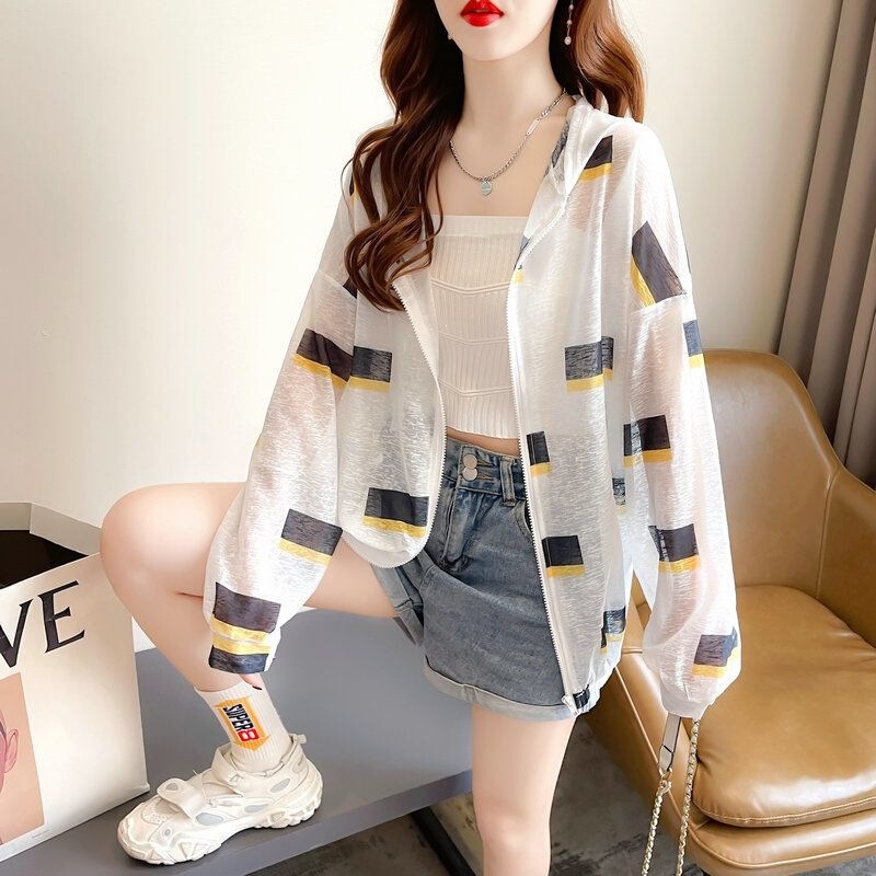 Hooded Ice Silk Sun Protection Clothing for Women, Summer Cardigan, Thin Style, Loose and Breathable, Outdoor Cycling Sun Protection Jacket, Trendy Hooded Ice Silk Sun Protection Clothing for Women, Summer Cardigan, Thin Style, Loose and Breathable, Outdoor Cycling Sun Protection Jacket, Trendy