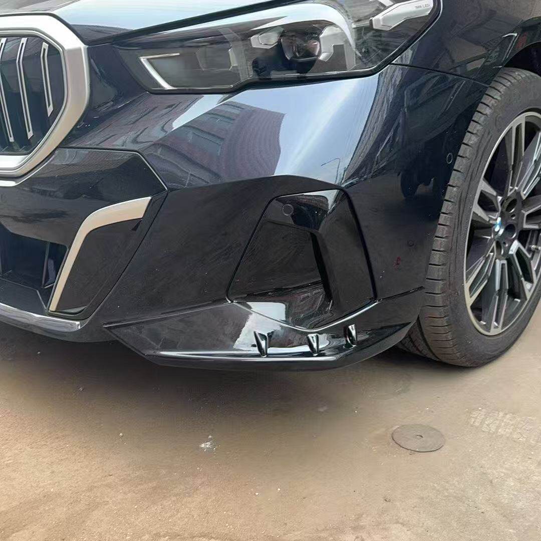 Suitable for 24-25 Model Bmw 5 Series Front Corner Modification, New 5 Series Anti-Collision Scratch Protection Corner Trim, Small Exterior Body Kit