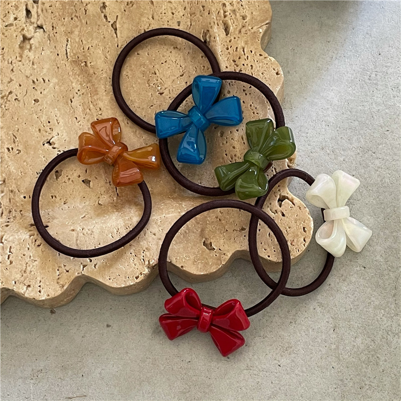 Elegant fashionable base hairgrip with bow