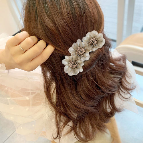 Ball head hair iron spring and summer new mesh three-flower meat ball hair iron flower simple versatile plate
