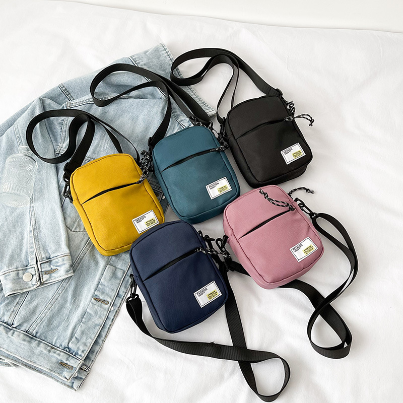 Foreign trade small bag 2022 new women's bag Korean fashion trend simple mobile phone bag messenger bag a generation of hair