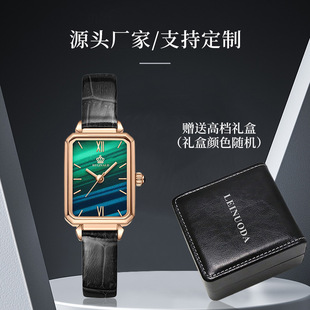 �ʹڲ��P�С�G�����s���|�r����Ƥ���з�ˮʯӢ��Ů�W���羳�ֱ�