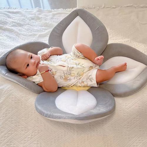 New creative style cute baby bath mat newborn petal baby bath mat sunflower cushion cushion