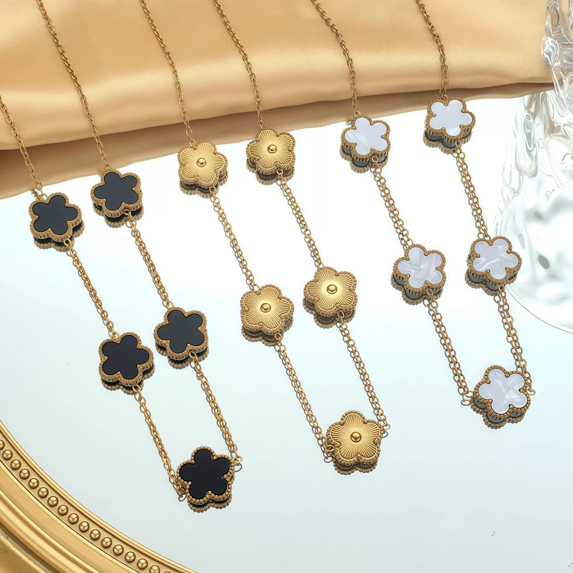 跨境热卖幸运五叶花瓣双面贝母女士不锈钢项链轻奢百搭钛钢锁骨链