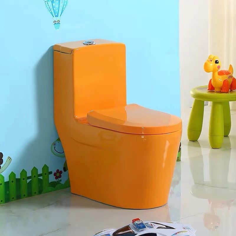 Inodoro infantil cerámica doméstica limpia a prueba de salpicaduras simple inodoro de bombeo blanco al por mayor