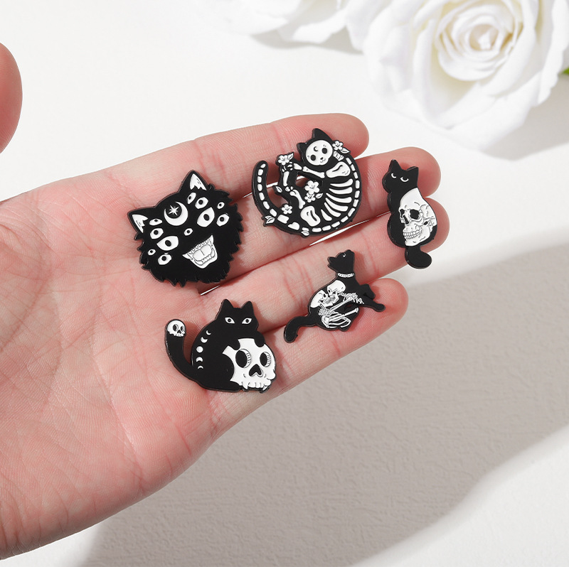 Cartoon Style Cat Skull Alloy Stoving Varnish Metal Brooches display picture 9