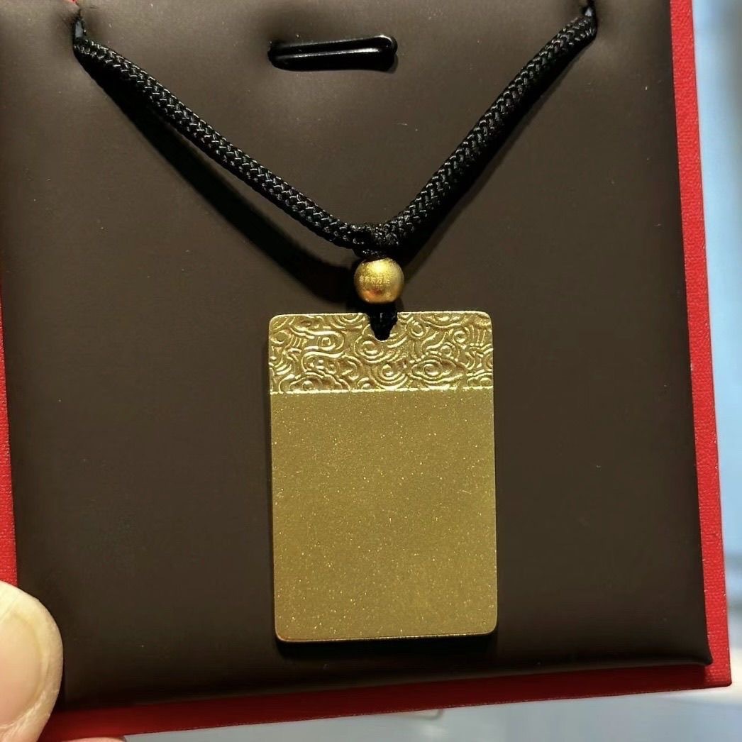 Ping An simple colgante de tarjeta de oro Xiangyun colgante para hombres y mujeres