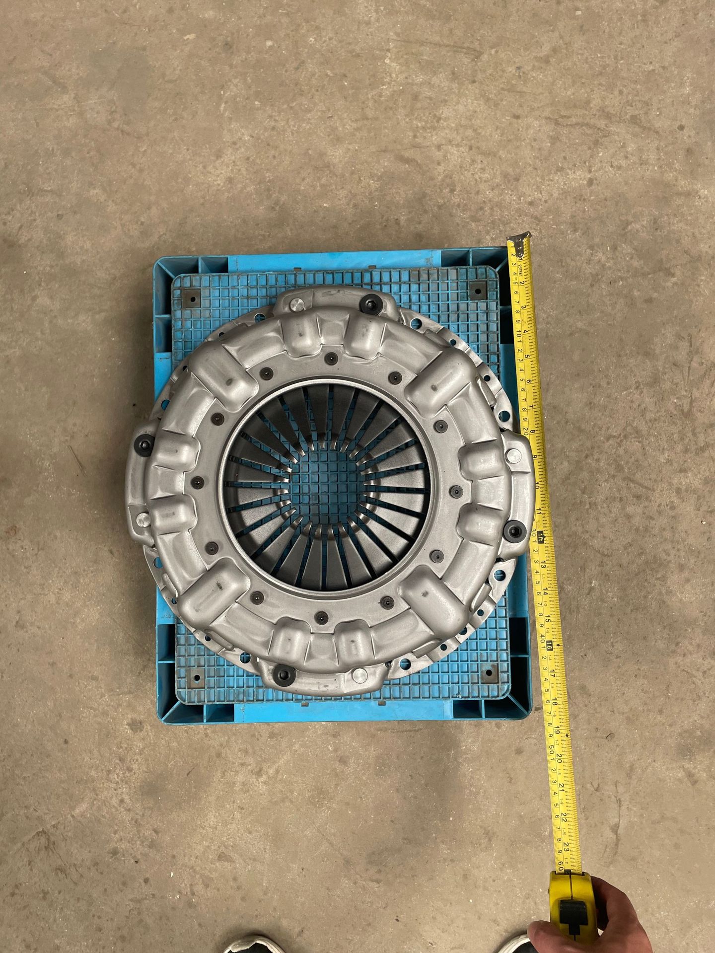 WG9921160200 Heavy-duty truck 430L2 clutch pressure plate, compatible with Shandeka, Howo T7H, Weichai, and Jiefang J6P