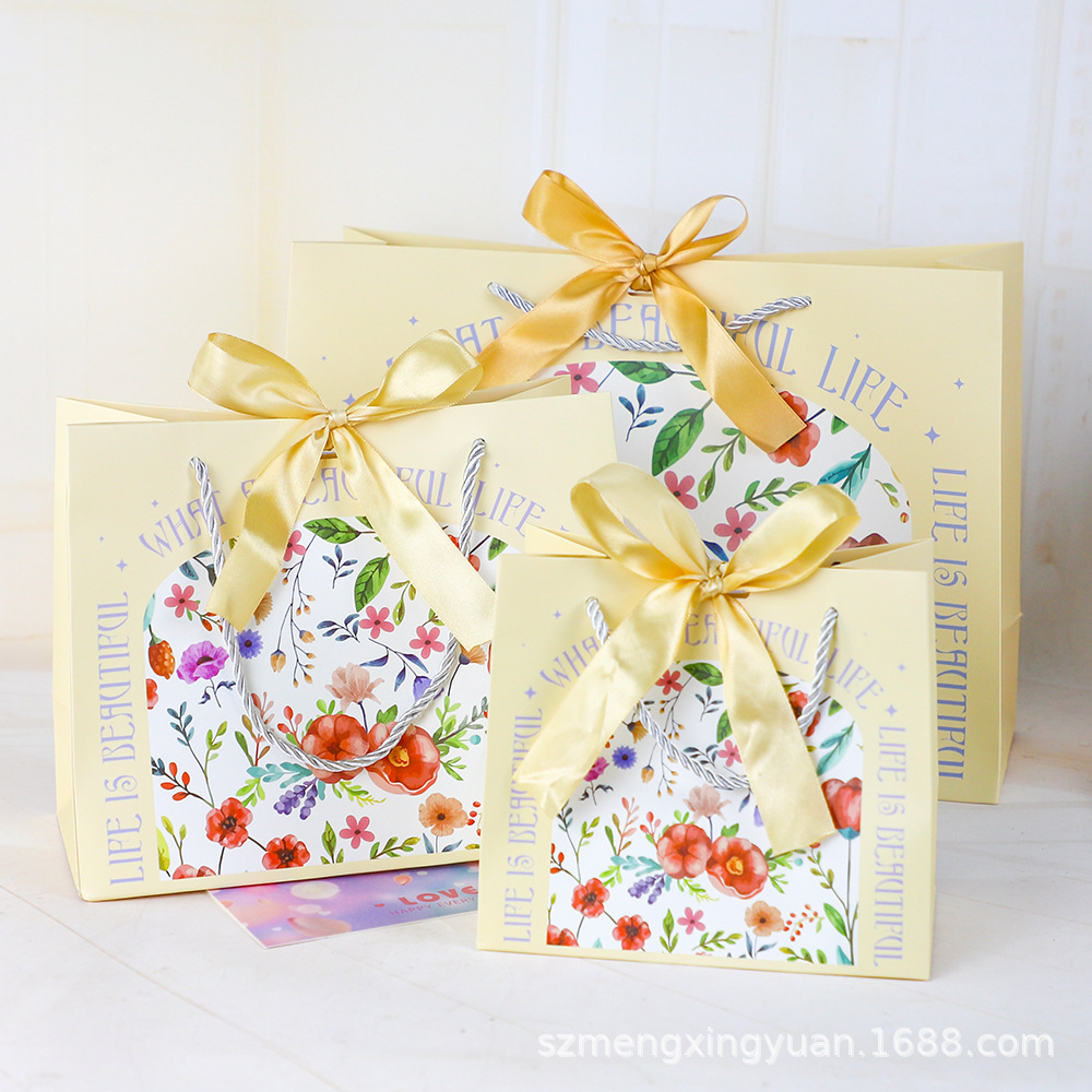 Cumpleaños de lujo ligero Día de la Madre Día de San Valentín bolsas de regalo de estilo pequeño regalo de mano bolsa de papel de mano