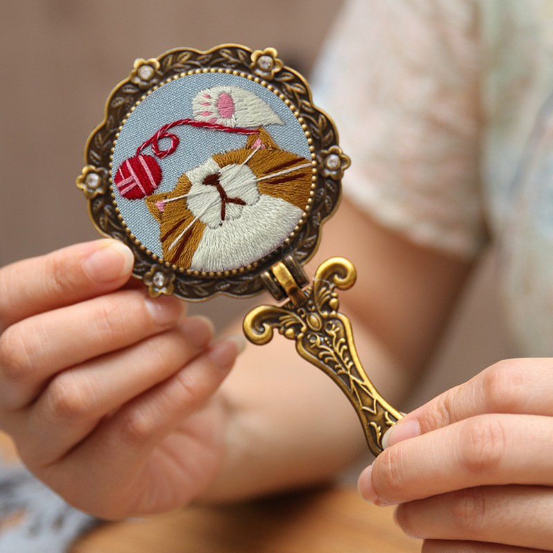 Entrega de una pieza bordado bricolaje paquete de material hecho a mano auto-bordado tela maquillaje espejo novicio estilo antiguo mano laminado espejo