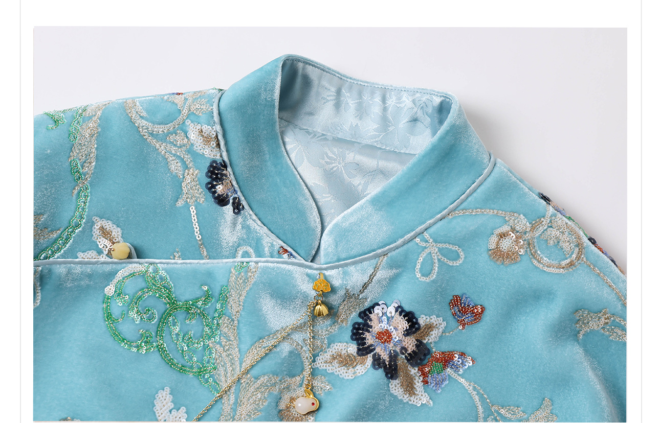 Áo sơ mi satin thêu hoa phong cách Trung Hoa cổ tiền M3003 — Màu xanh nước hồ chi tiết 13