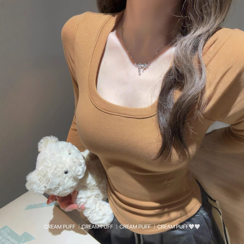 [Mask-Like Long-Sleeved T-Shirt with Breast Pads] Slim-Fitting Pure Desire Slimming Look Waist U-Neck Basic Inner Top for Women