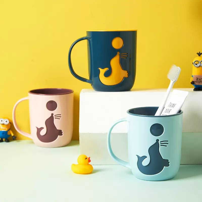 Brushing Cup high-looking mouthwash Cup a family of three-mouth toothbrush set couple household wash toothbrush cup suit