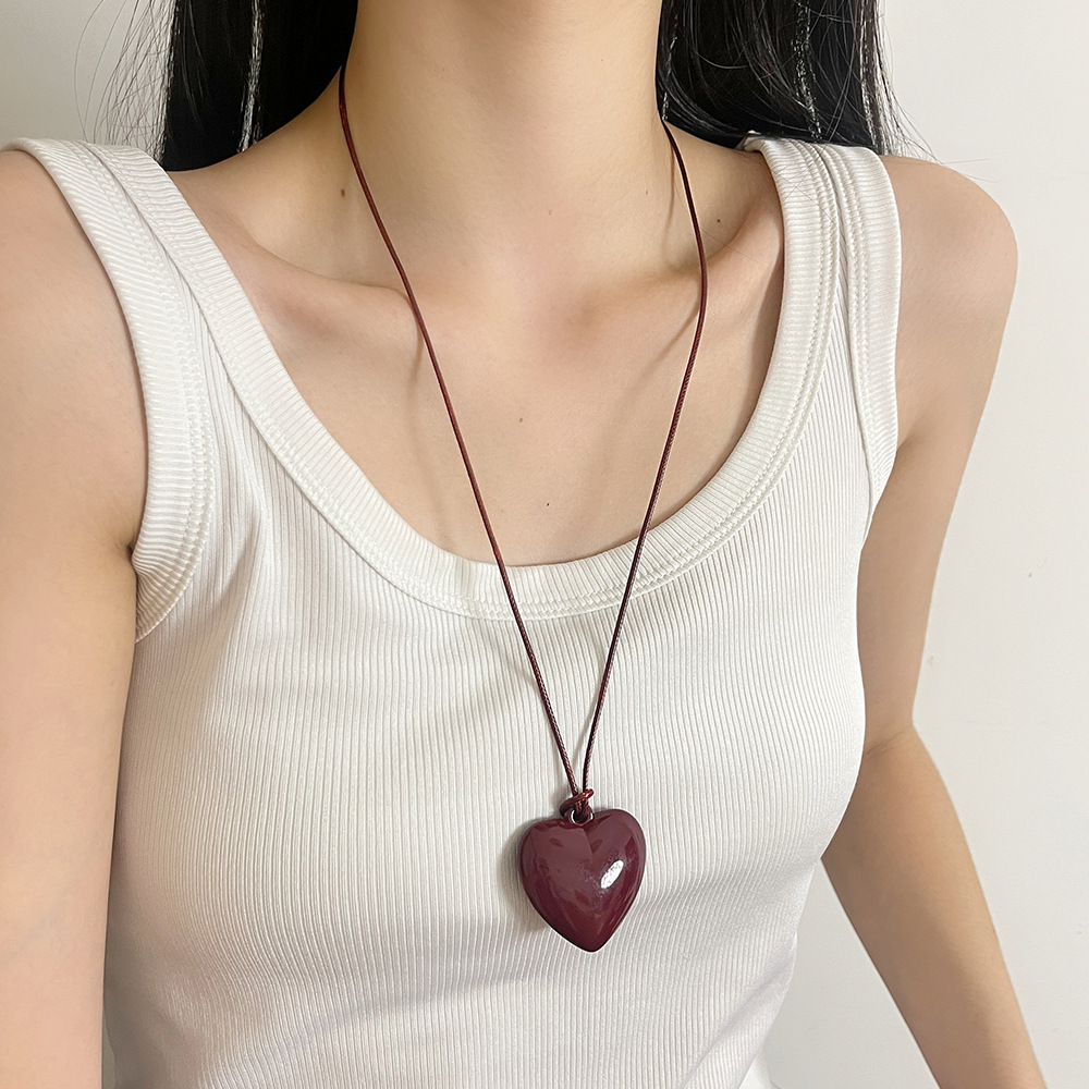 21g Weight Simple Style Heart Shape Alloy Leather Rope Woven Chain Pendant Necklaces Wholesale