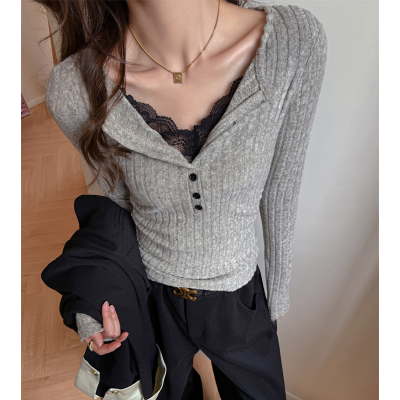 Carefully Selected Korean Lace Long-Sleeved T-Shirt for Women in Autumn and Winter, New Slim-Fitting V-Neck Splicing High-End Right Shoulder Top