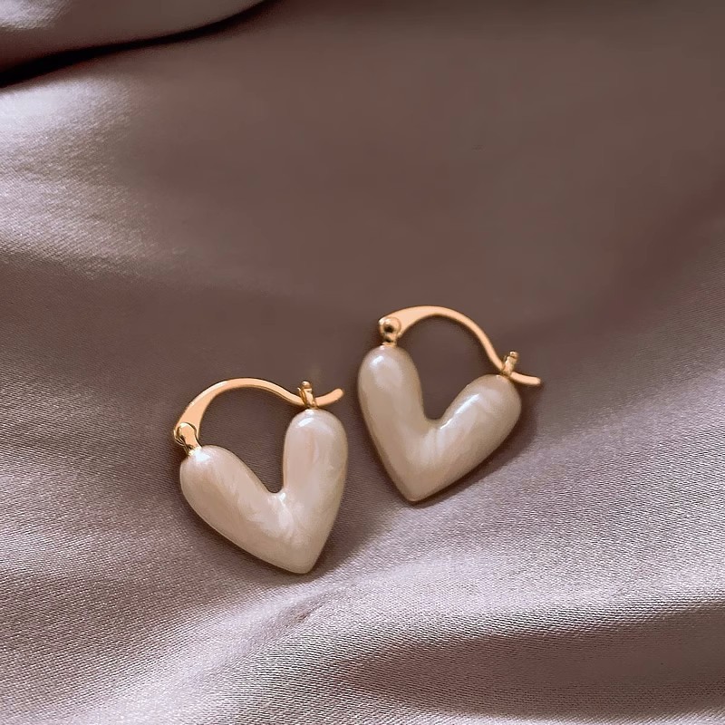 Pendientes de amor para mujeres 2023 nueva moda de alto grado de melocotón corazón pendientes nicho diseño luz pendientes de lujo pendientes de estilo occidental
