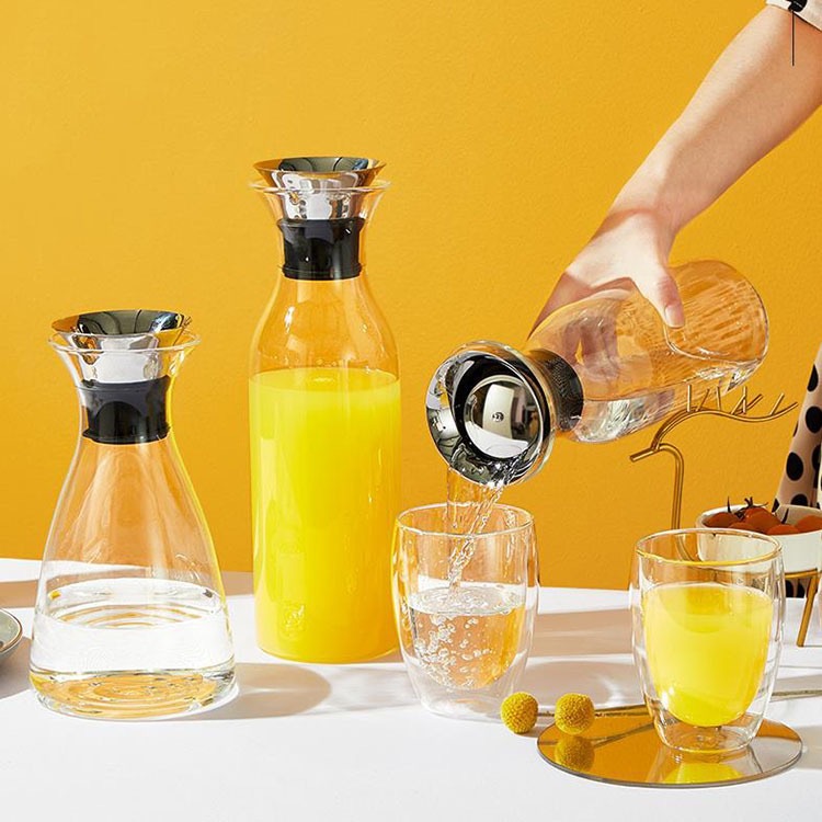 Botella de agua fría de vidrio con alto contenido de borosilicato Botella de agua fría danesa Bola de jugo de estilo occidental para el hogar Bola de agua fría para la oficina