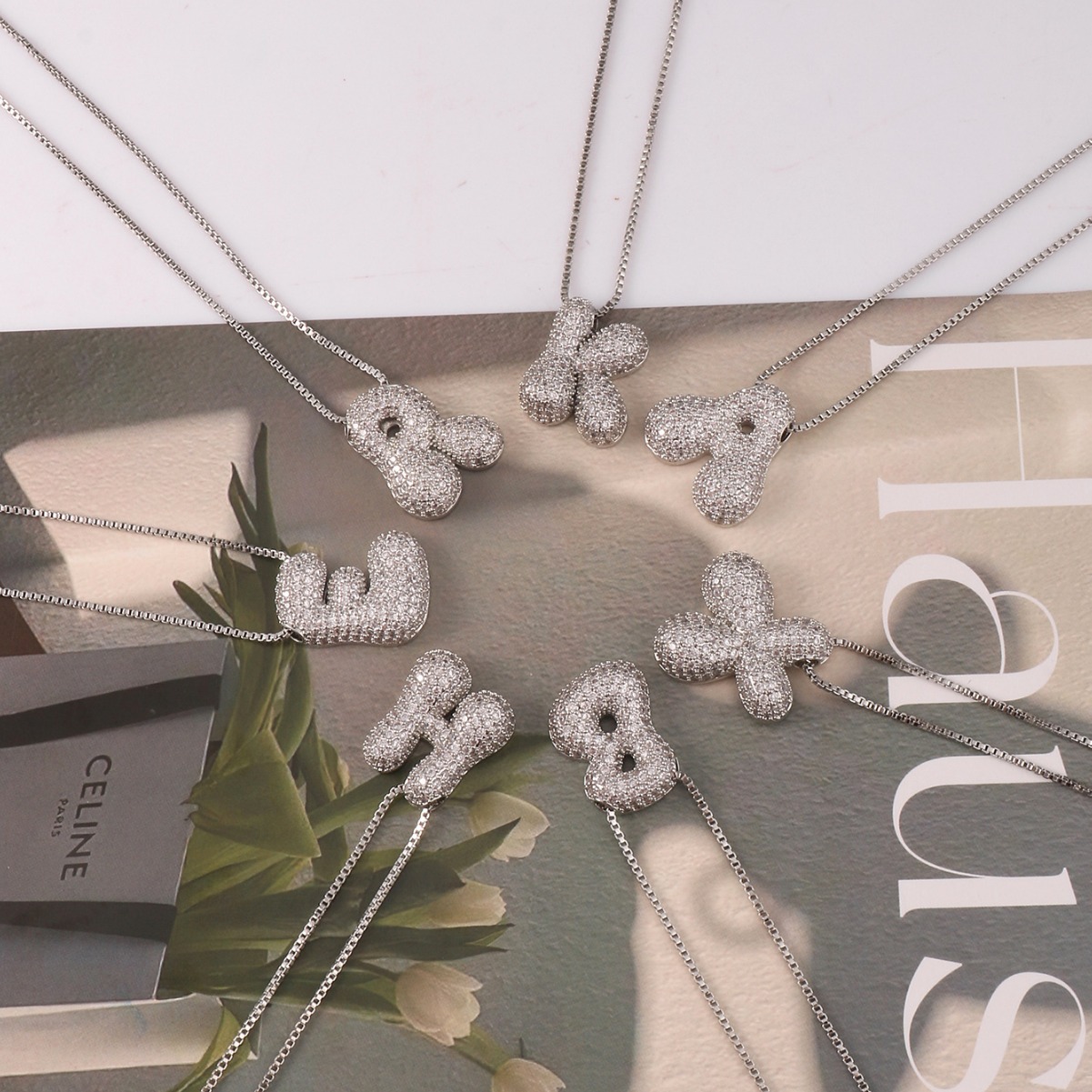 Transfronterizo nueva versión Q con diamantes lindo oro regordete plata 26 letras inglesas collar joyería de todo fósforo